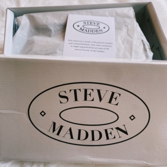 Steve Madden Sandals - Picture 8 of 8